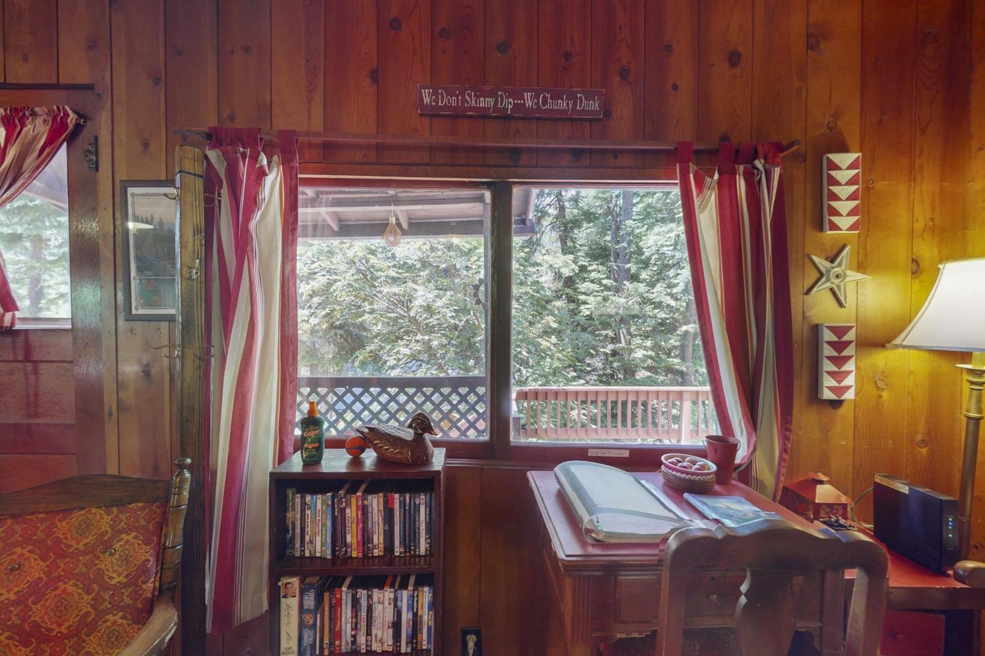Pine Cone Cottage Joseph Екстер'єр фото