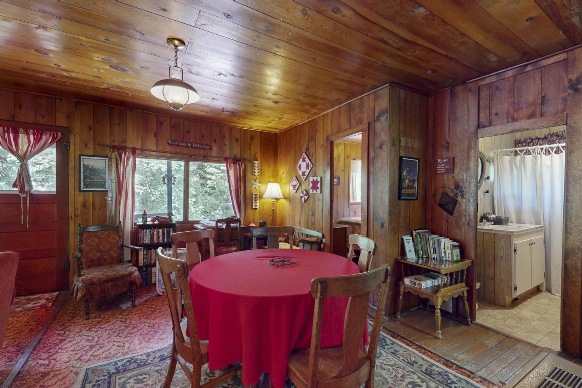 Pine Cone Cottage Joseph Екстер'єр фото